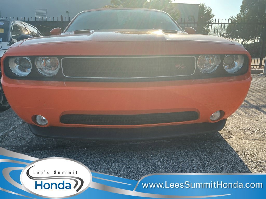 Used 2012 Dodge Challenger R/T RWD image 12