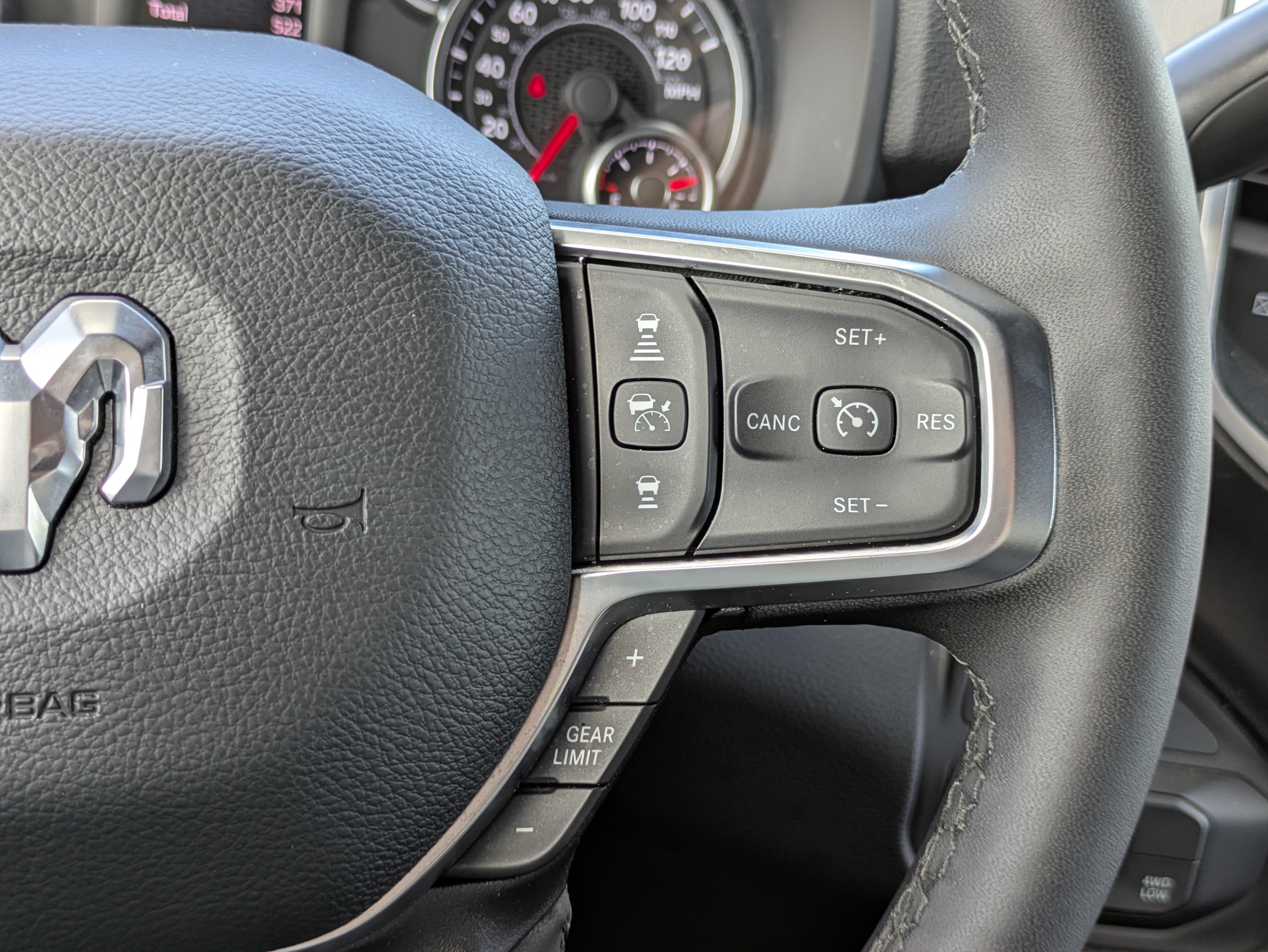 Used 2026 RAM 2500 Big Horn AWD/4WD image 34