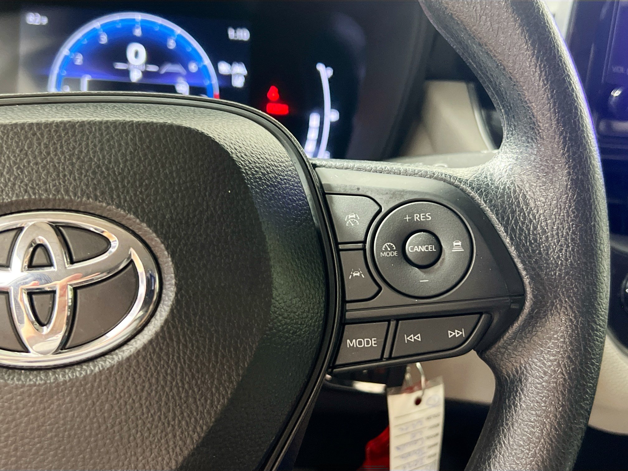Used 2026 Toyota Corolla LE FWD image 19