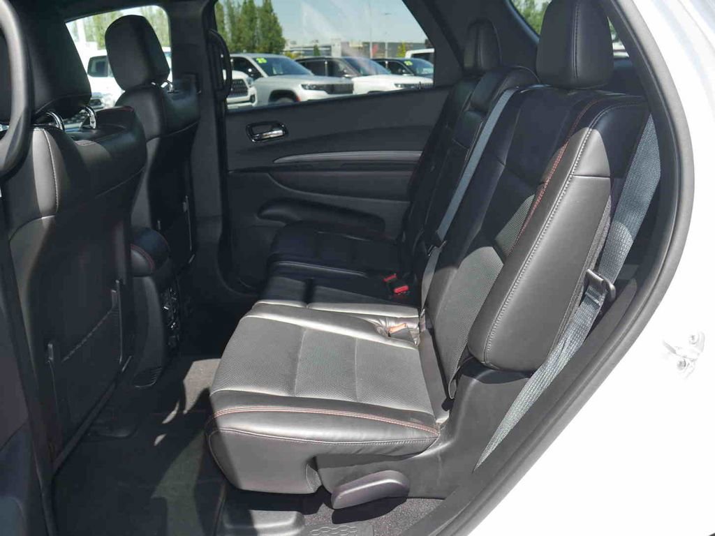 Used 2025 Dodge Durango R/T AWD/4WD image 16