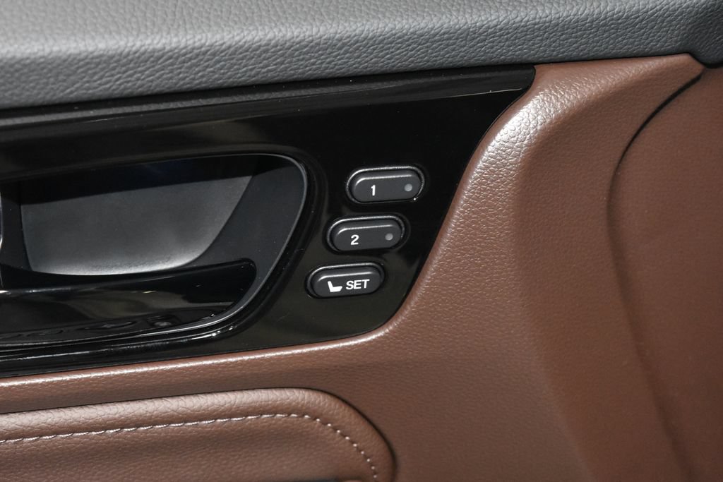 Used 2026 Honda Odyssey Elite image 5