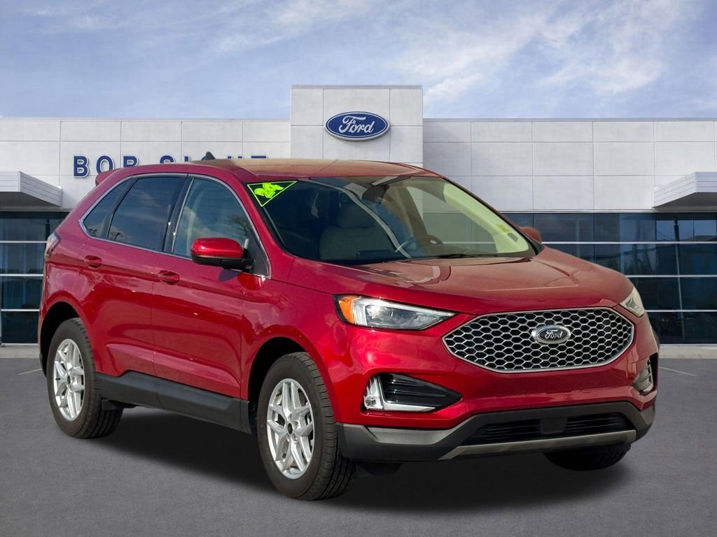 Used 2024 Ford Edge SEL w/ Convenience Package AWD/4WD image 2