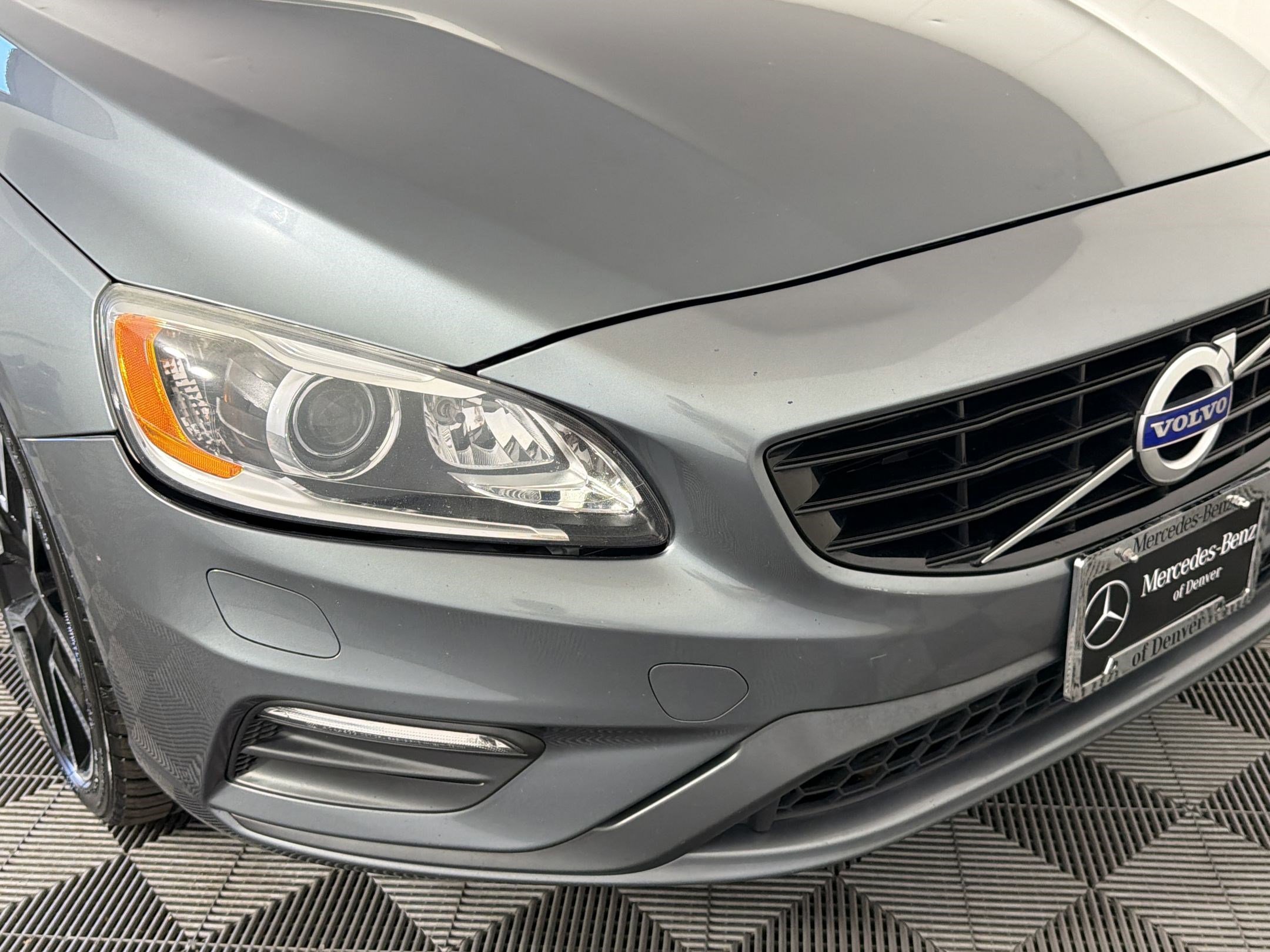 Used 2018 Volvo V60 T5 Dynamic w/ Vision Package AWD/4WD image 11