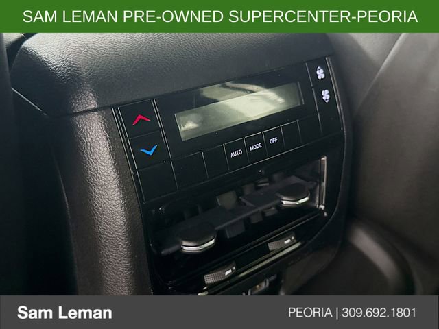 Used 2022 Jeep Grand Cherokee L Laredo image 25