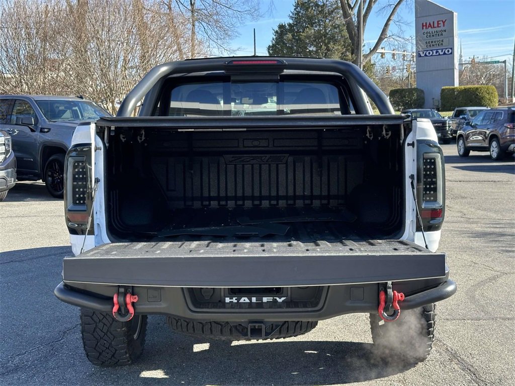Used 2022 Chevrolet Colorado ZR2 w/ Colorado ZR2 Bison Edition image 13