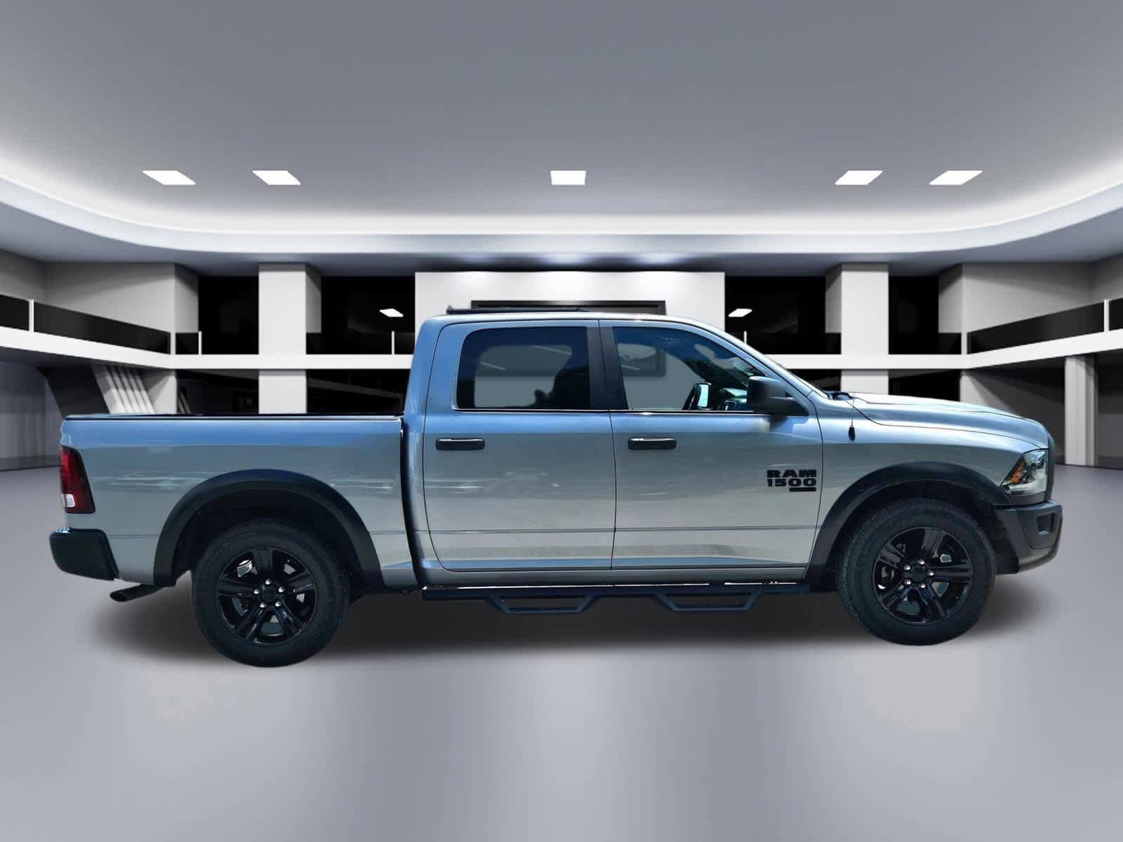 Used 2024 RAM 1500 Classic Warlock RWD image 7