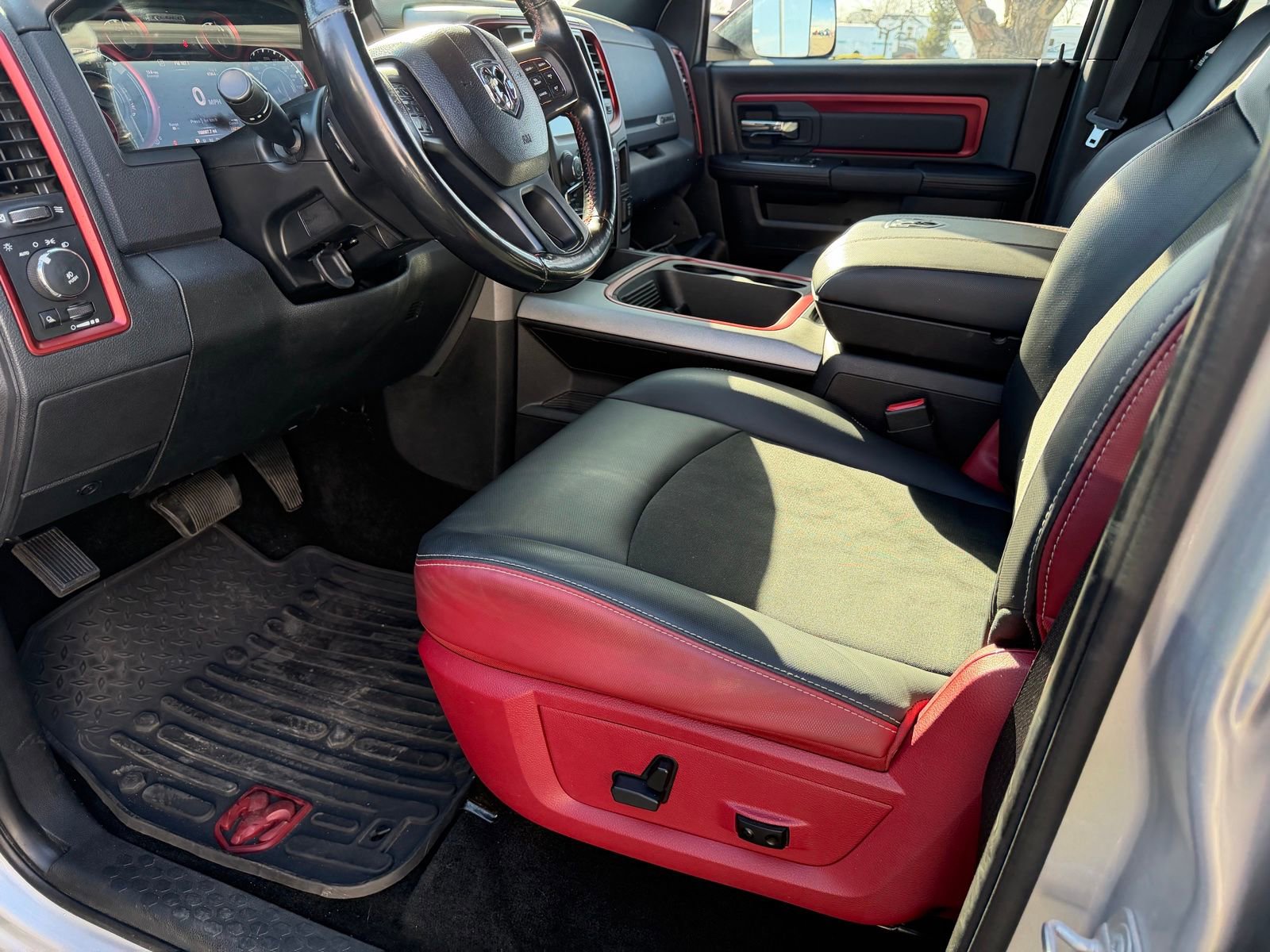 Used 2016 RAM 1500 Rebel w/ Luxury Group image 4