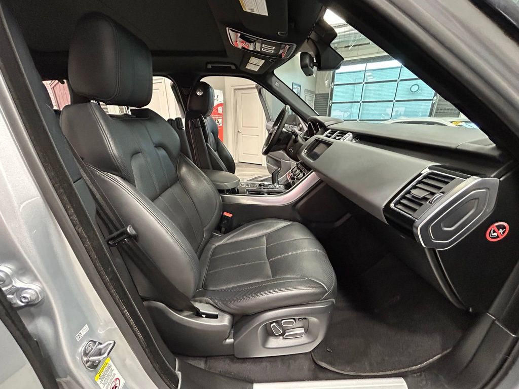 Used 2014 Land Rover Range Rover Sport HSE image 42