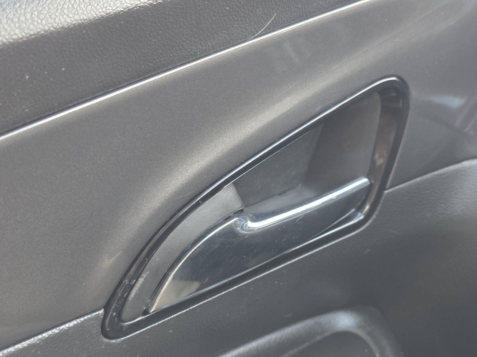 Used 2020 Buick Encore Preferred FWD image 10