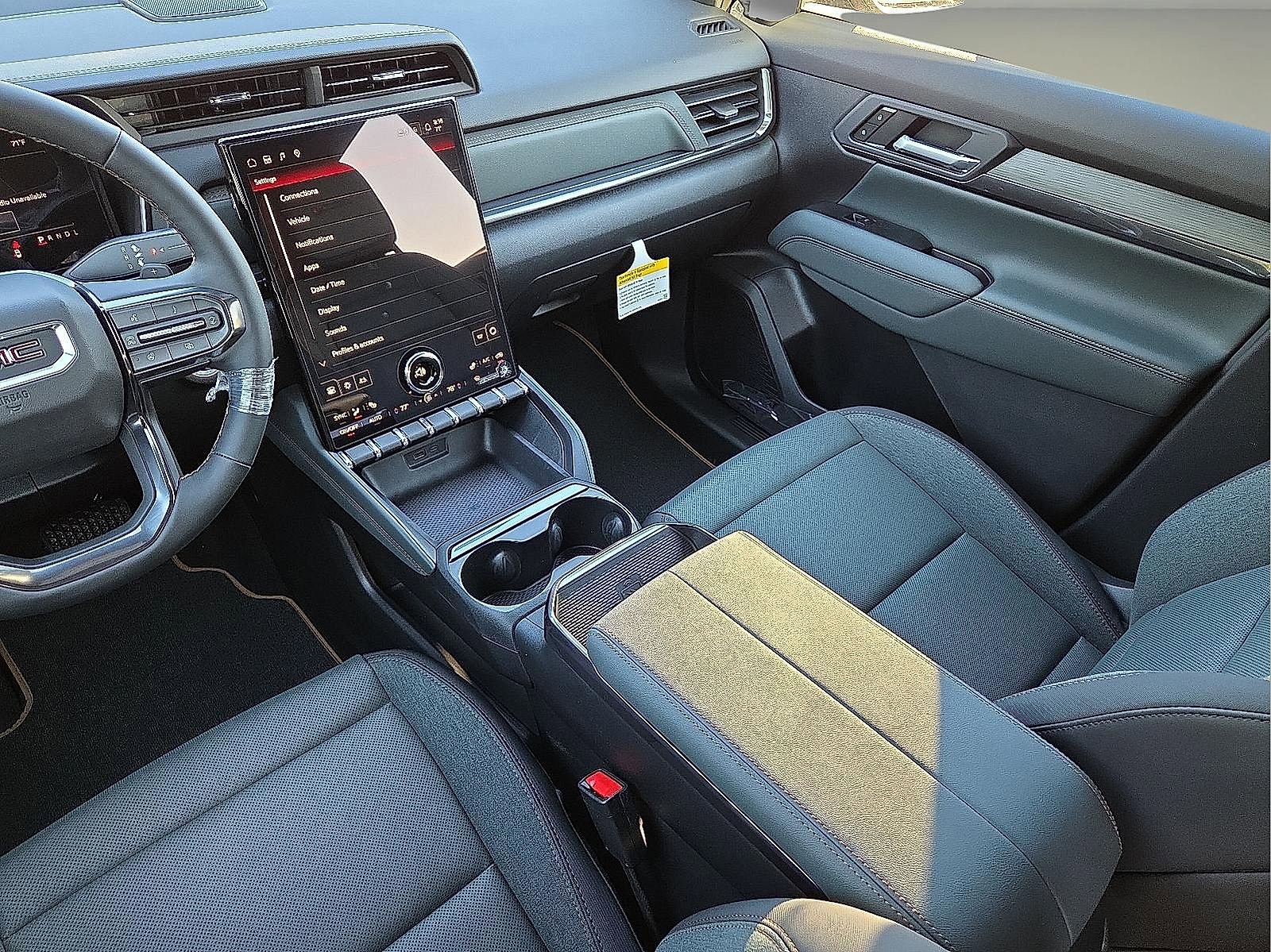 Used 2026 GMC Terrain AT4 w/ Technology Package II image 12