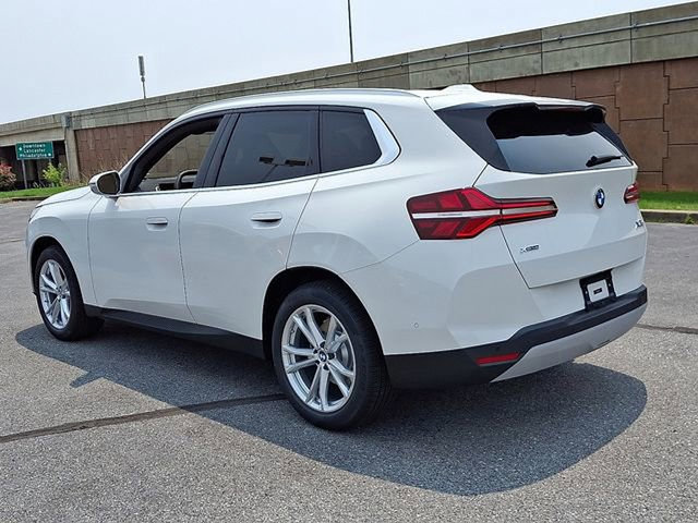 Used 2025 BMW X3 xDrive30i w/ Premium Package image 3