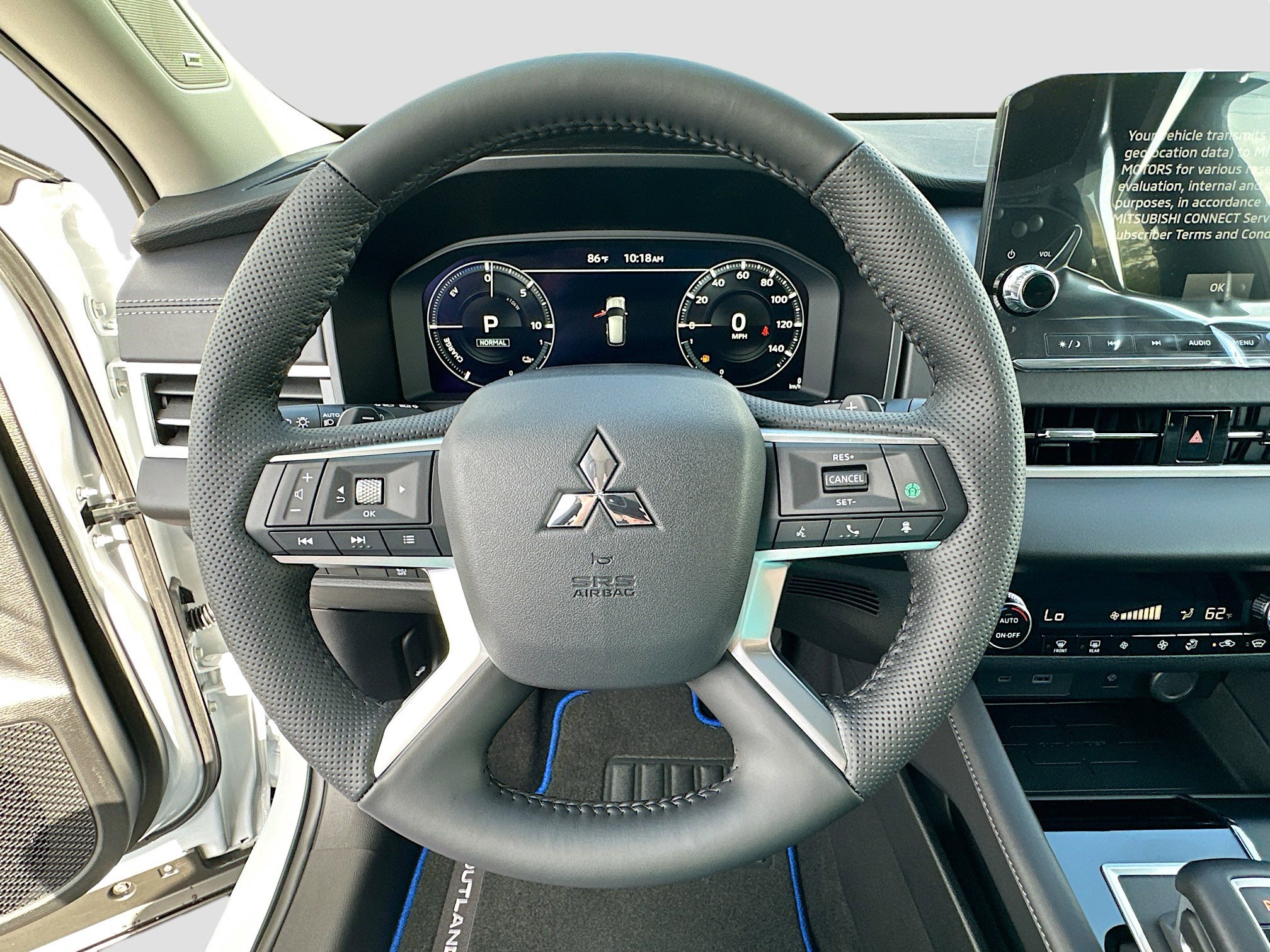 New 2025 Mitsubishi Outlander SE image 7