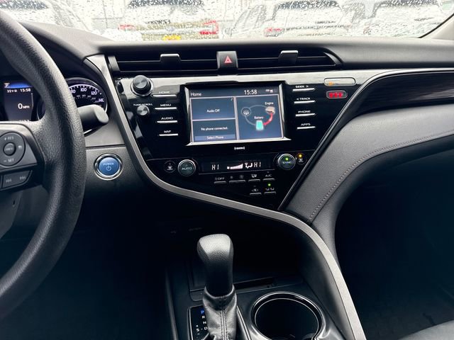 Used 2020 Toyota Camry LE image 21