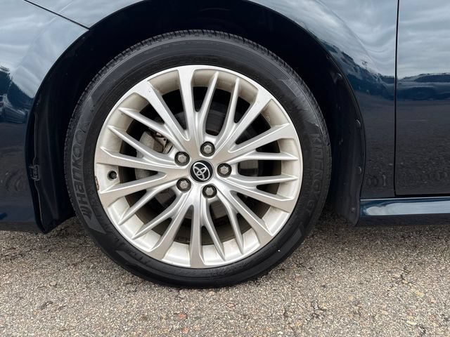Used 2020 Toyota Camry XLE w/ Driver Assist Package FWD image 32