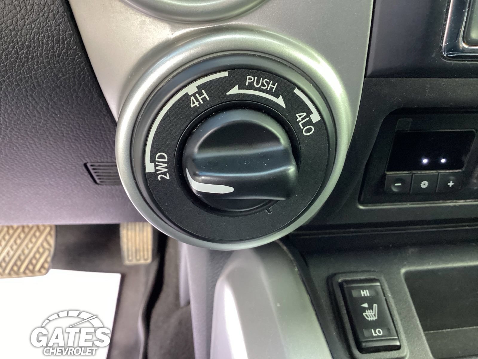 Used 2019 Nissan Titan SL w/ Texas Titan Edition AWD/4WD image 20