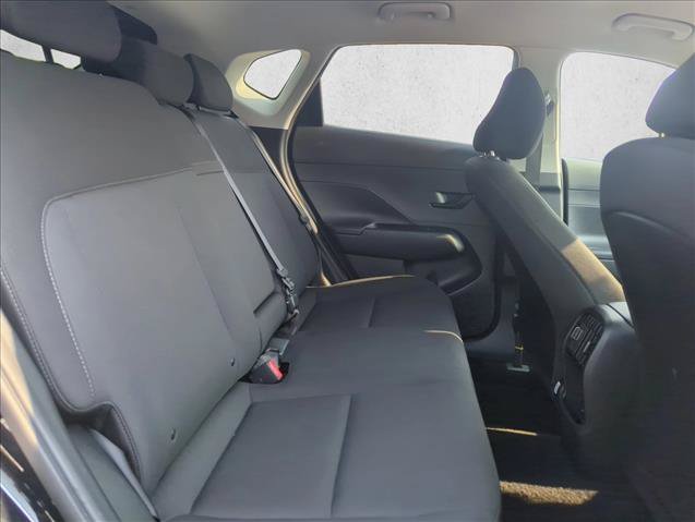 Used 2025 Hyundai Kona SEL FWD image 27