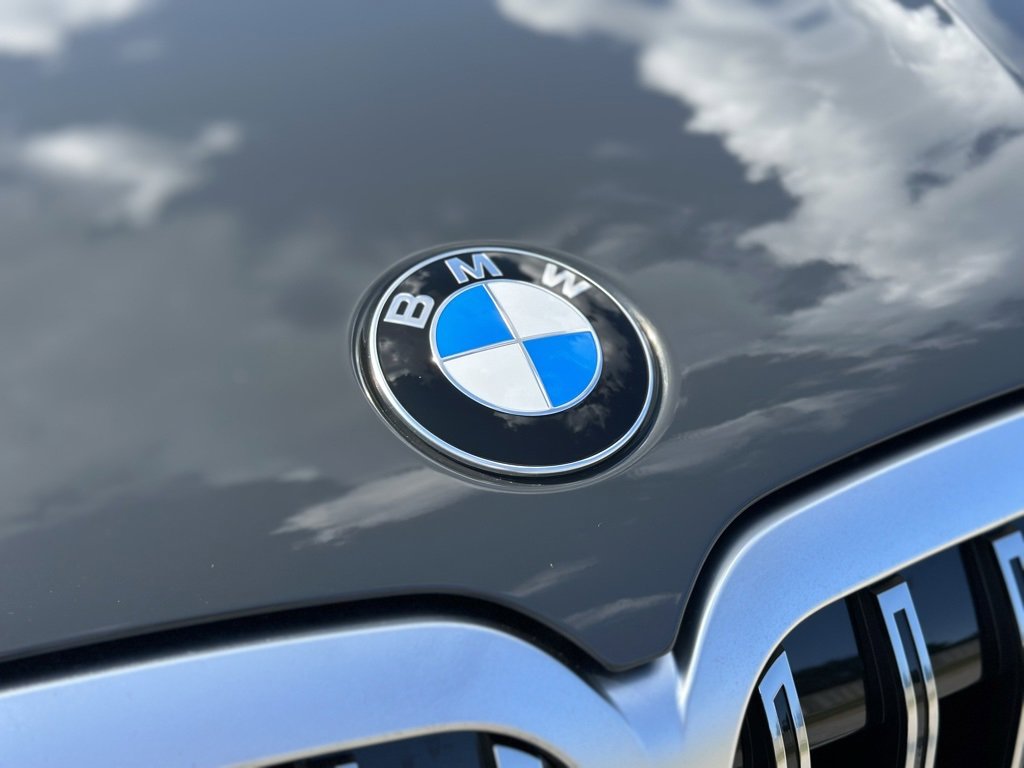 New 2026 BMW ALPINA XB7 image 11