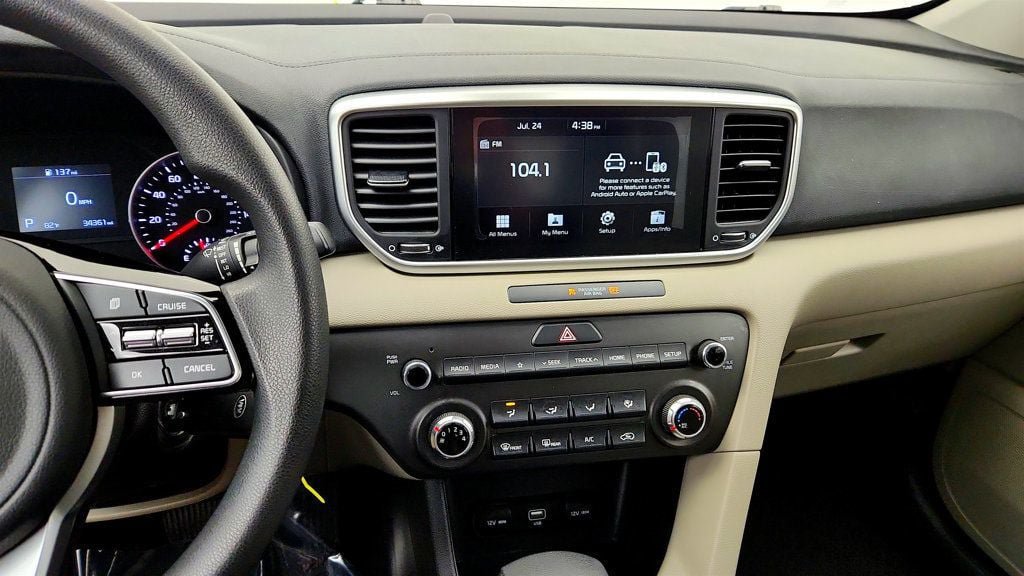 Used 2021 Kia Sportage LX FWD image 17