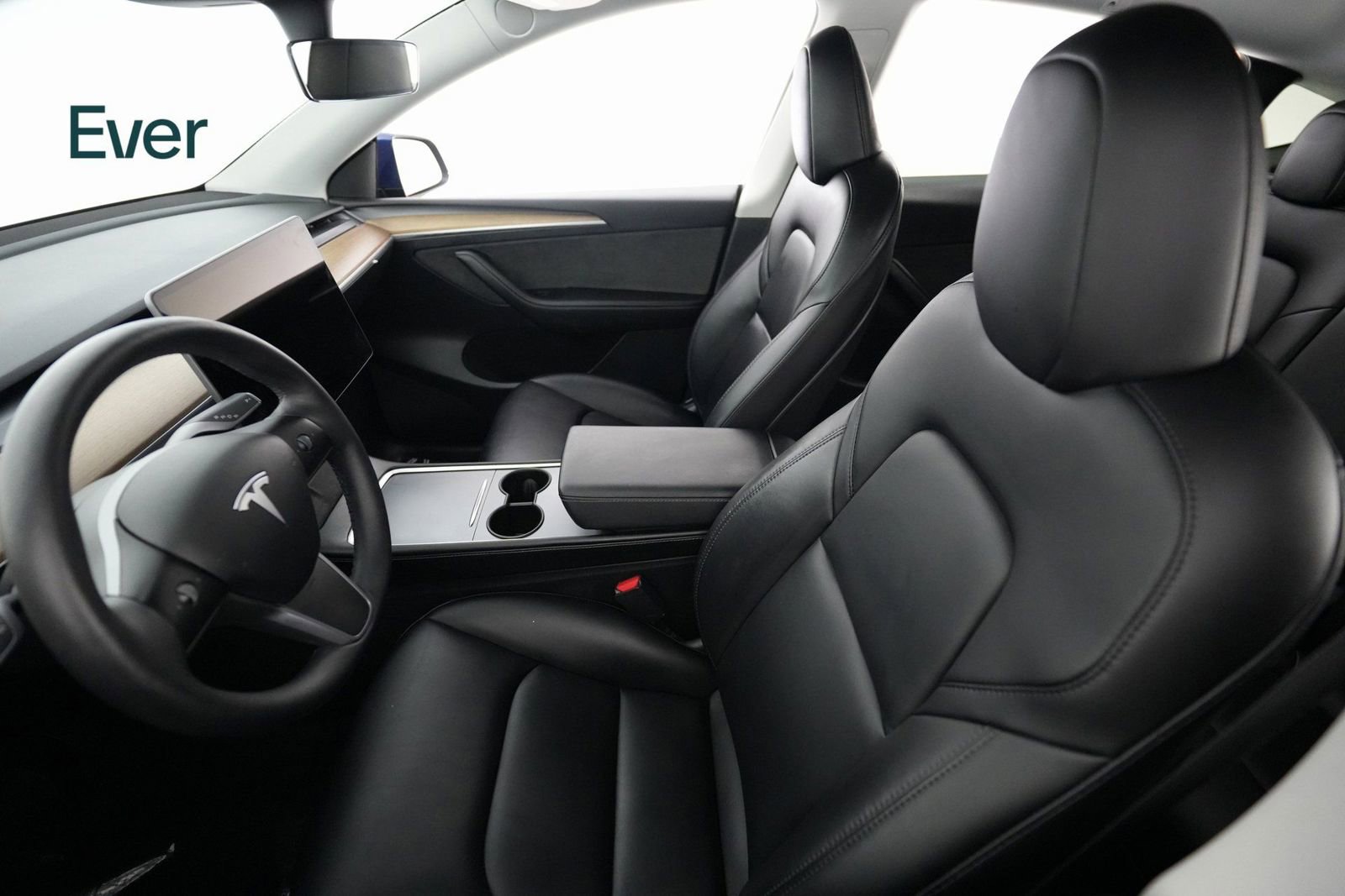 Used 2022 Tesla Model Y Long Range image 7