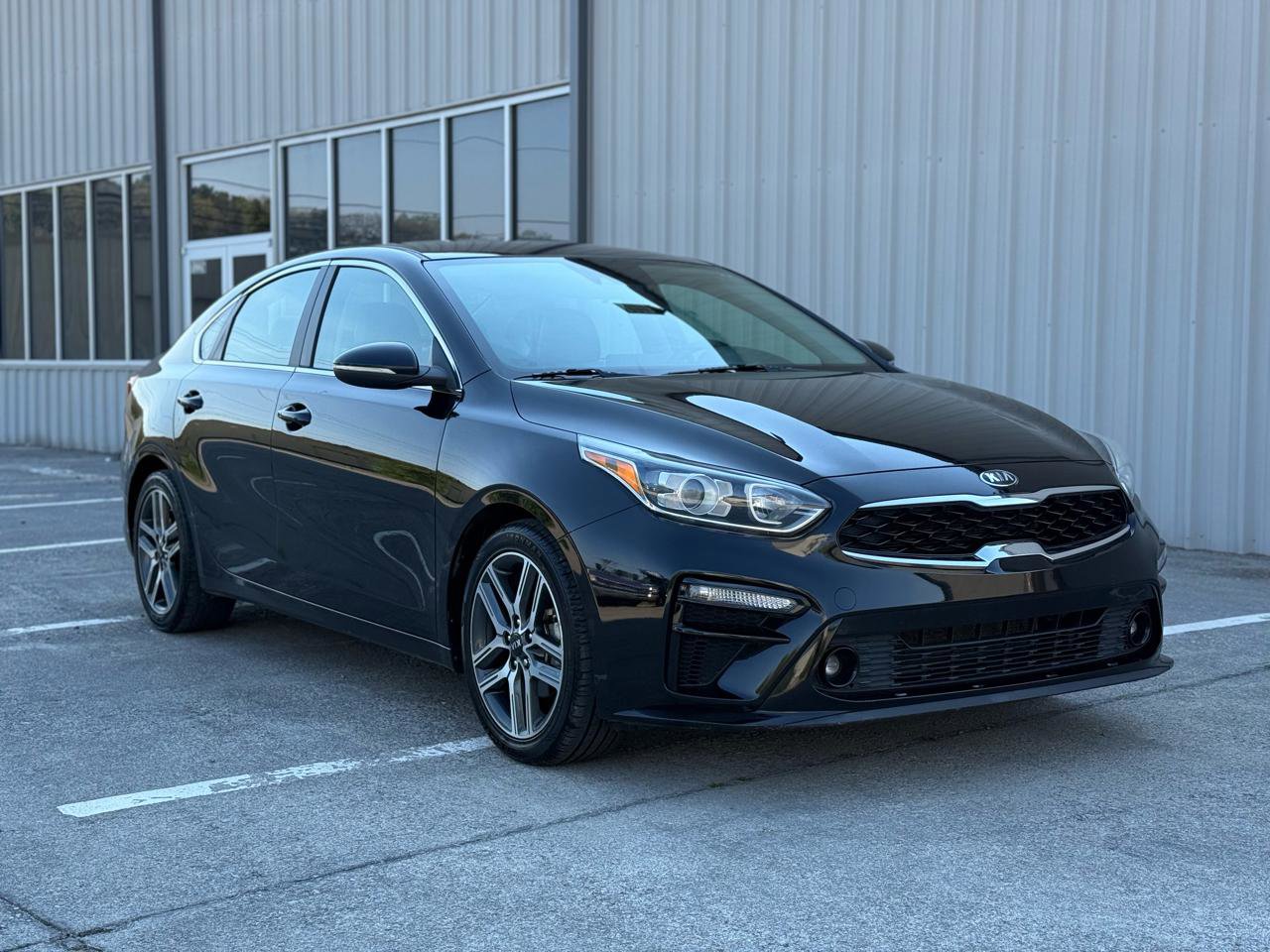 Used 2020 Kia Forte EX image 3