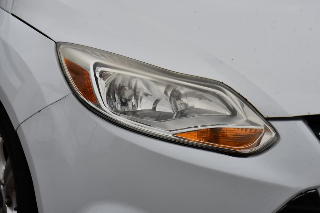 Used 2013 Ford Focus SE FWD image 35