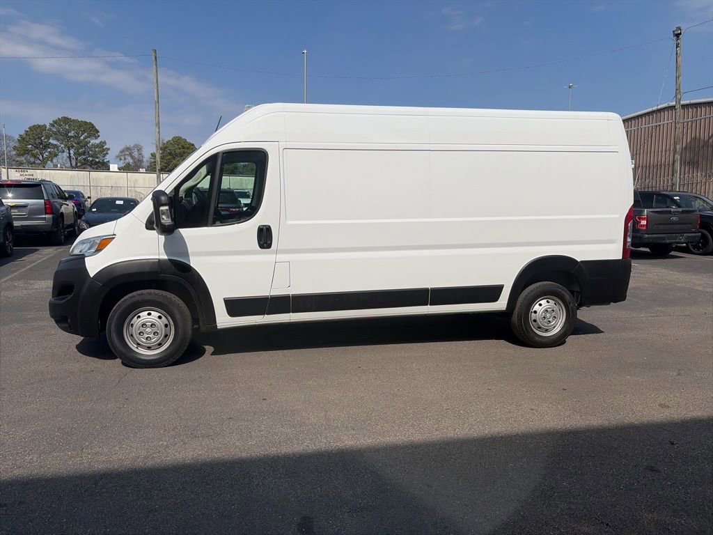 Used 2023 RAM ProMaster 2500 image 4