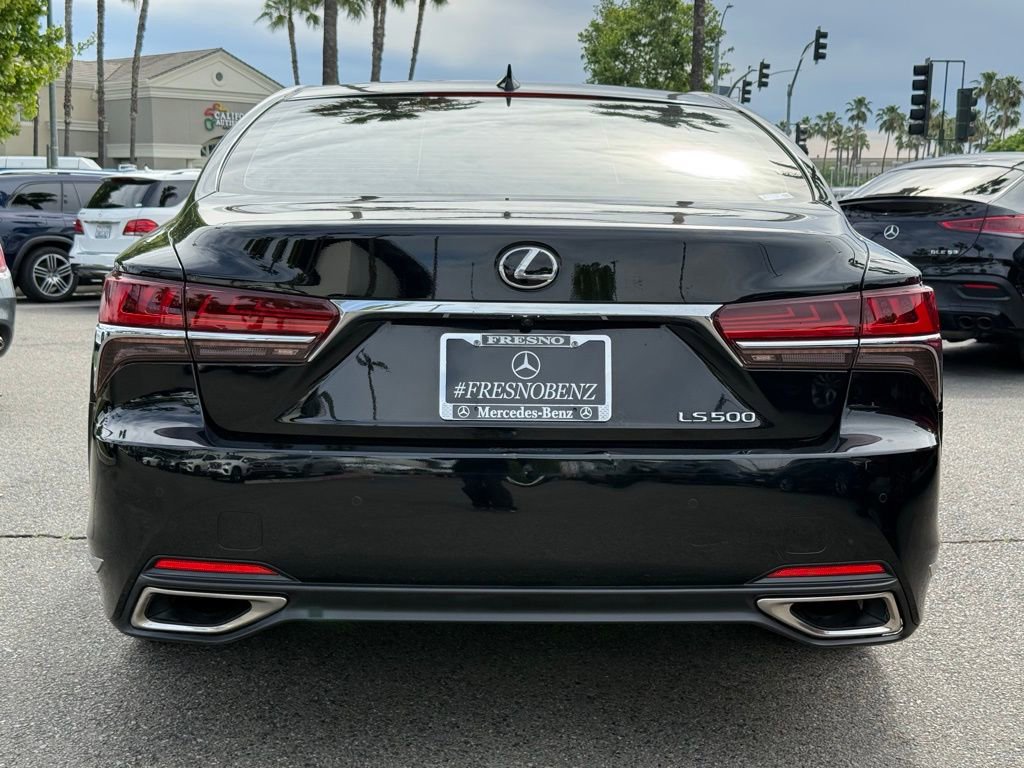 Used 2019 Lexus LS 500 w/ Accessory Package (Z2) RWD image 18