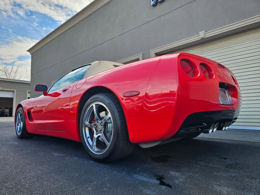 Used 1999 Chevrolet Corvette Convertible w/ Memory Pkg image 6