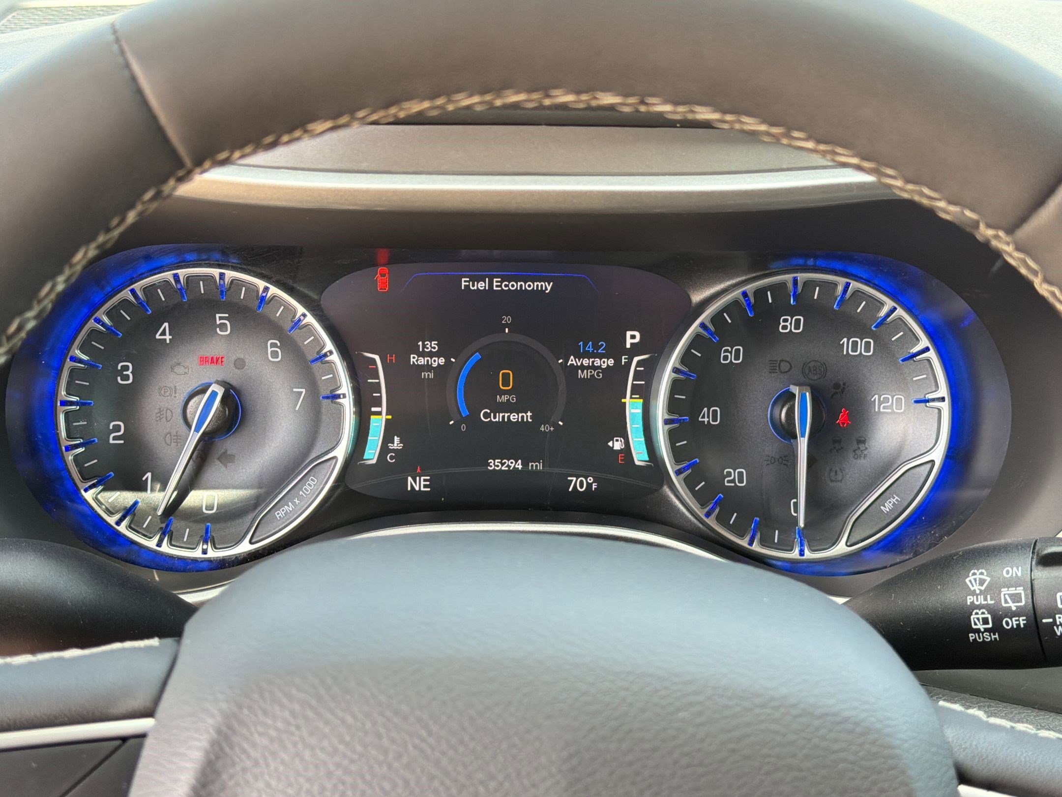 Certified 2025 Chrysler Pacifica Select image 19