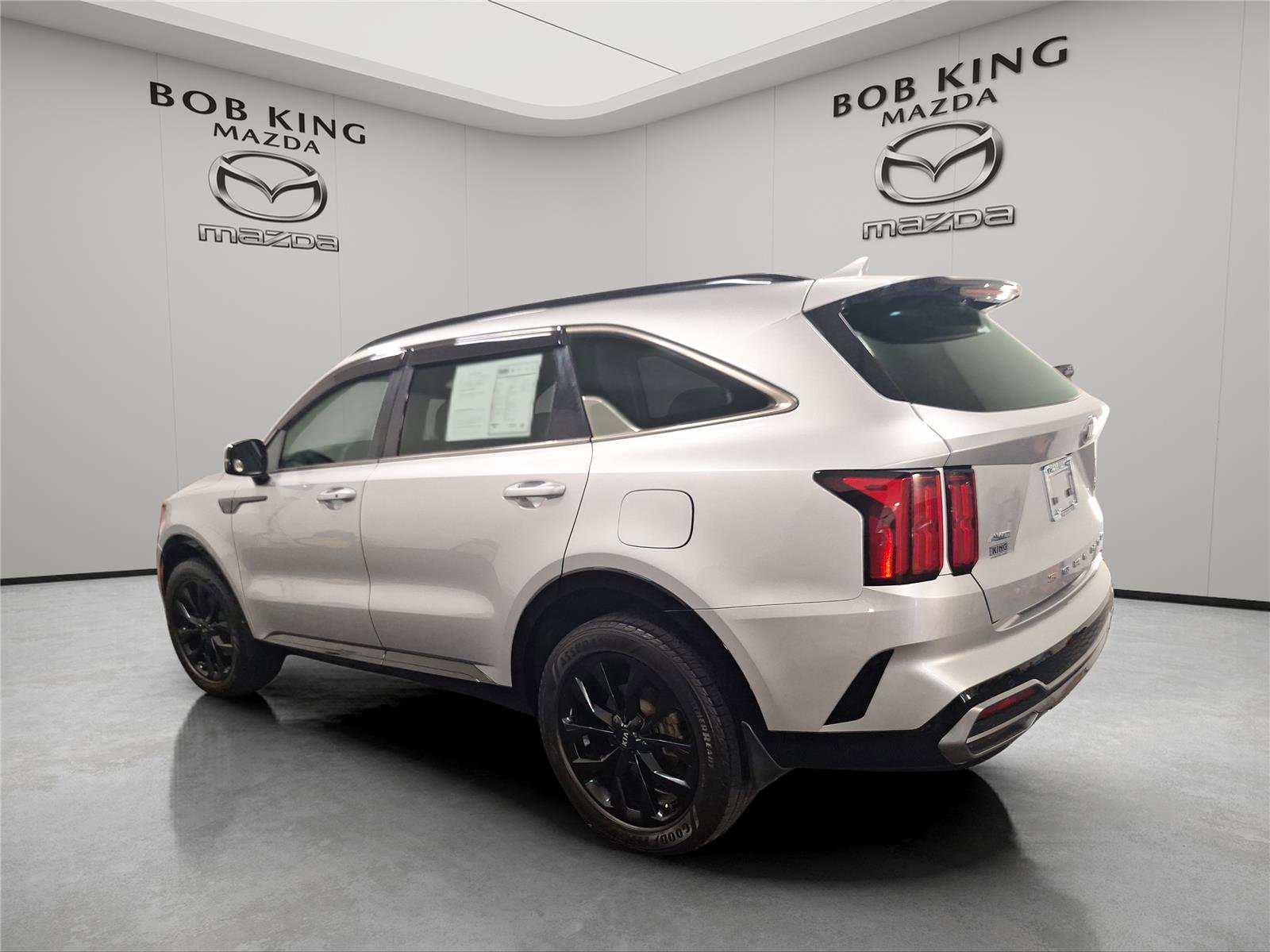 Used 2021 Kia Sorento SX AWD/4WD image 3