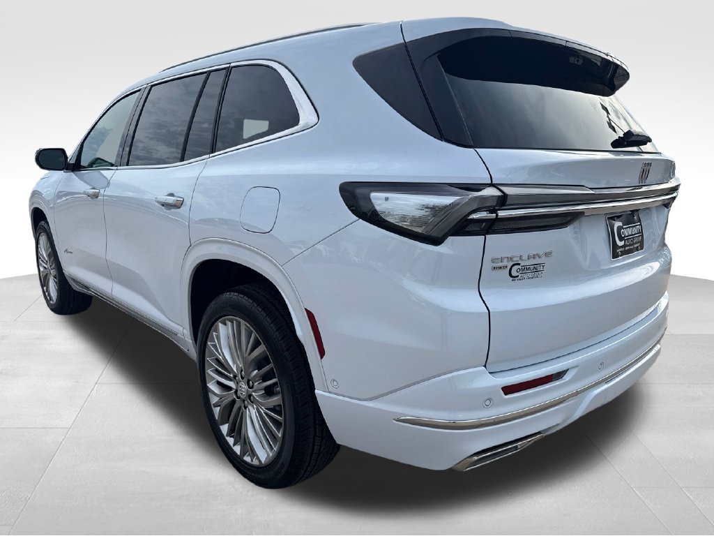 New 2027 Buick Enclave Avenir w/ LPO, Floor Liner Package AWD/4WD image 8