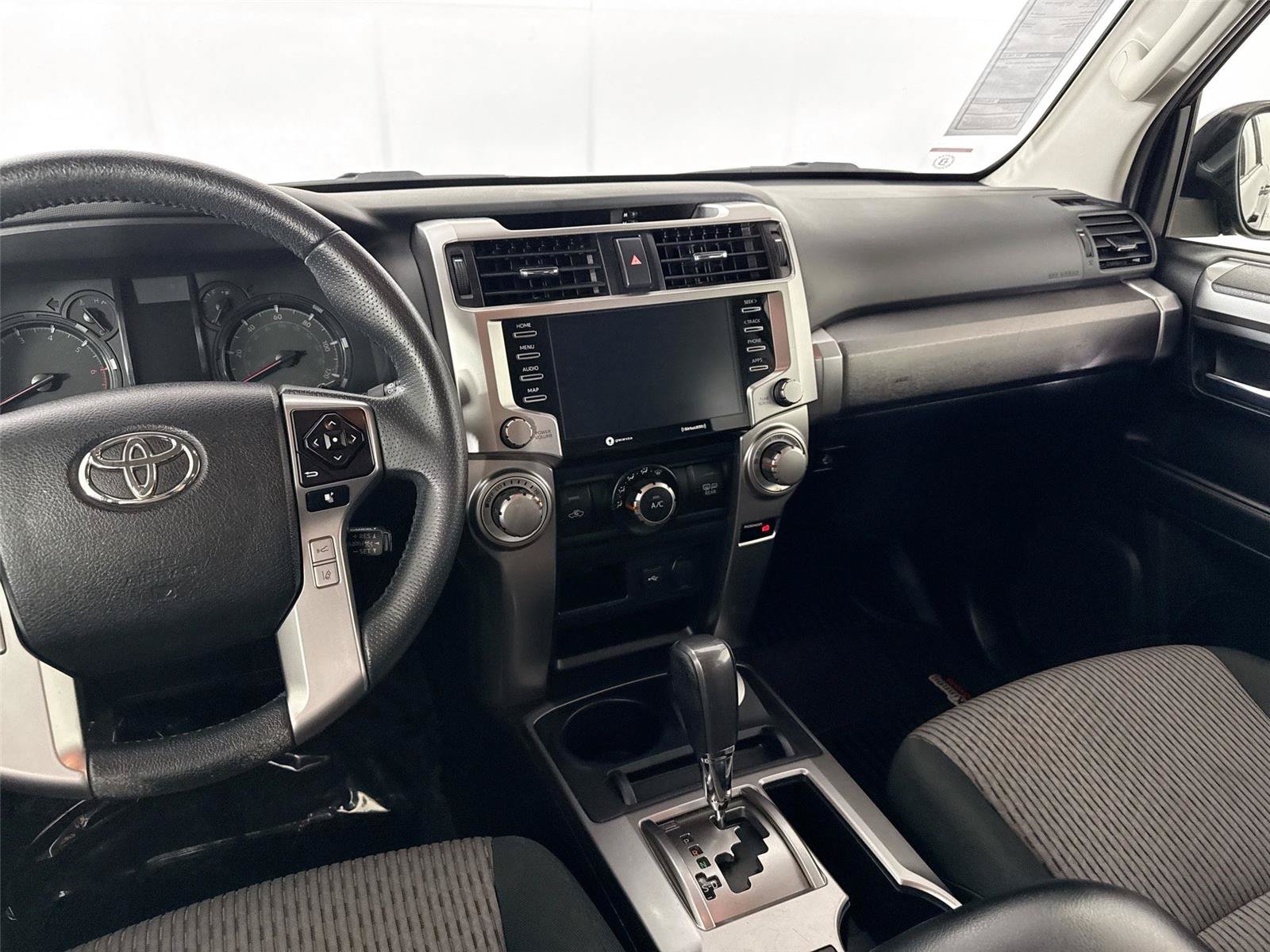 Used 2021 Toyota 4Runner SR5 AWD/4WD image 31