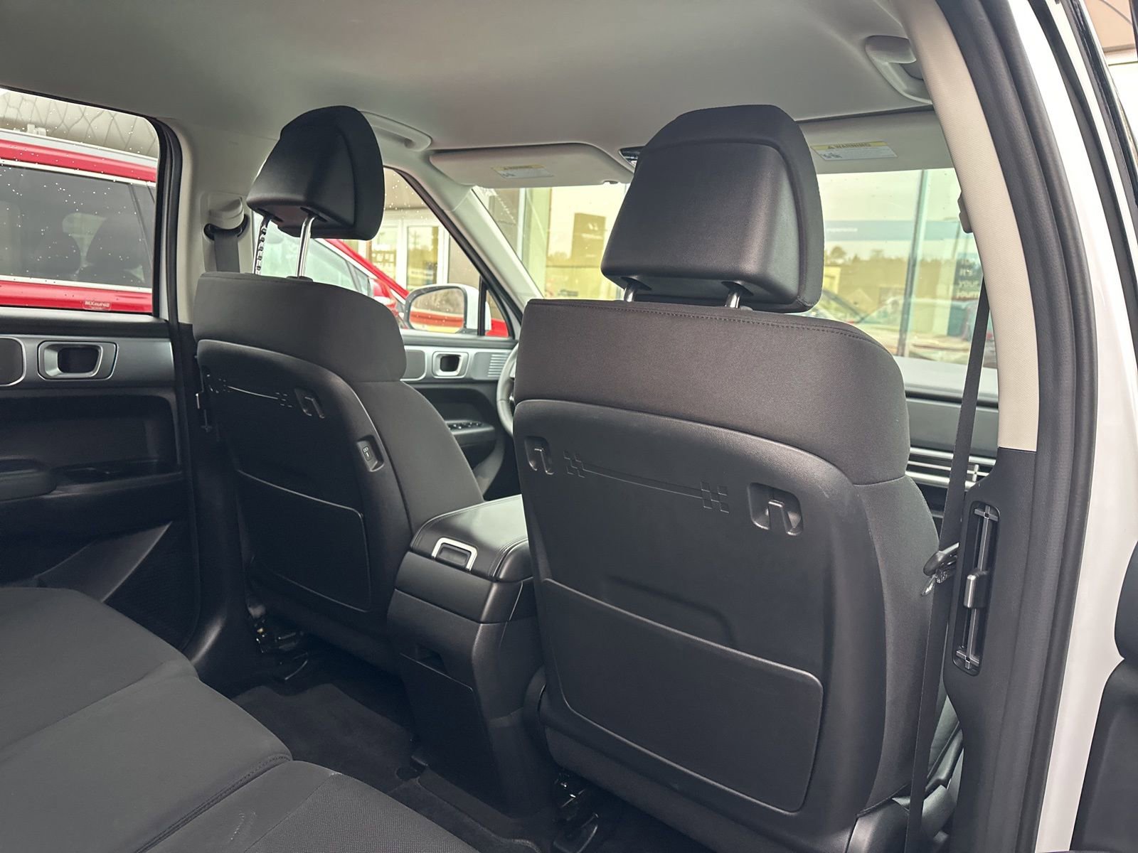 Used 2025 Hyundai Santa Fe SE image 31