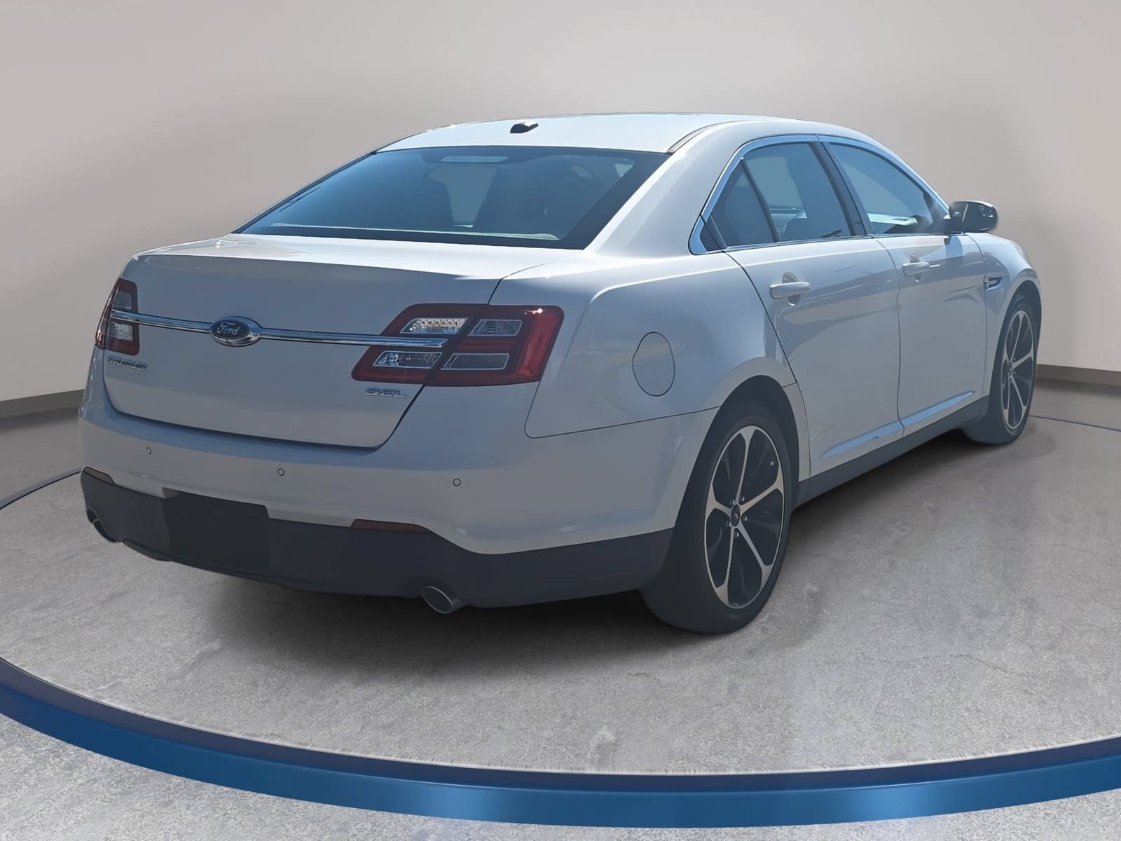 Used 2014 Ford Taurus SEL w/ Equipment Group 201A FWD image 5