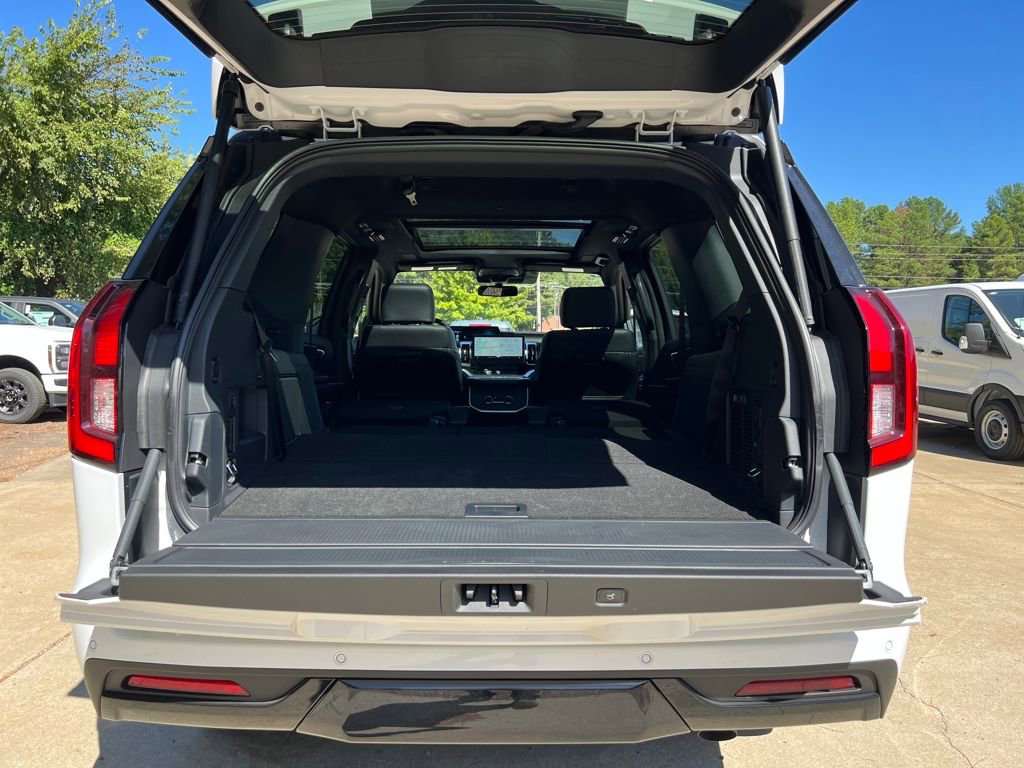 New 2025 Ford Expedition Platinum w/ Stealth Performance Package image 20