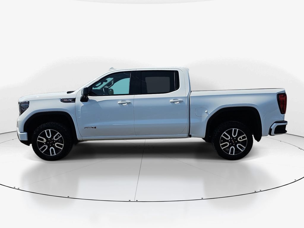 Used 2024 GMC Sierra 1500 AT4 w/ Technology Package AWD/4WD image 10
