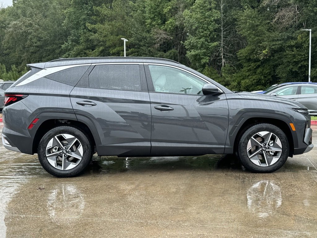 Certified 2025 Hyundai Tucson SEL image 11