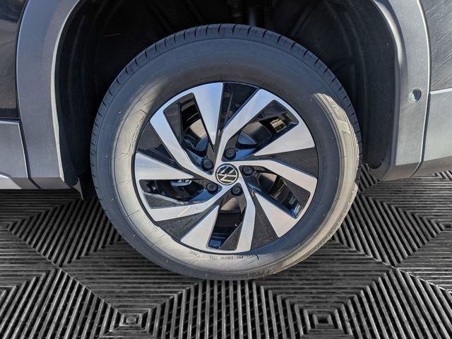 New 2026 Volkswagen Tiguan S image 9