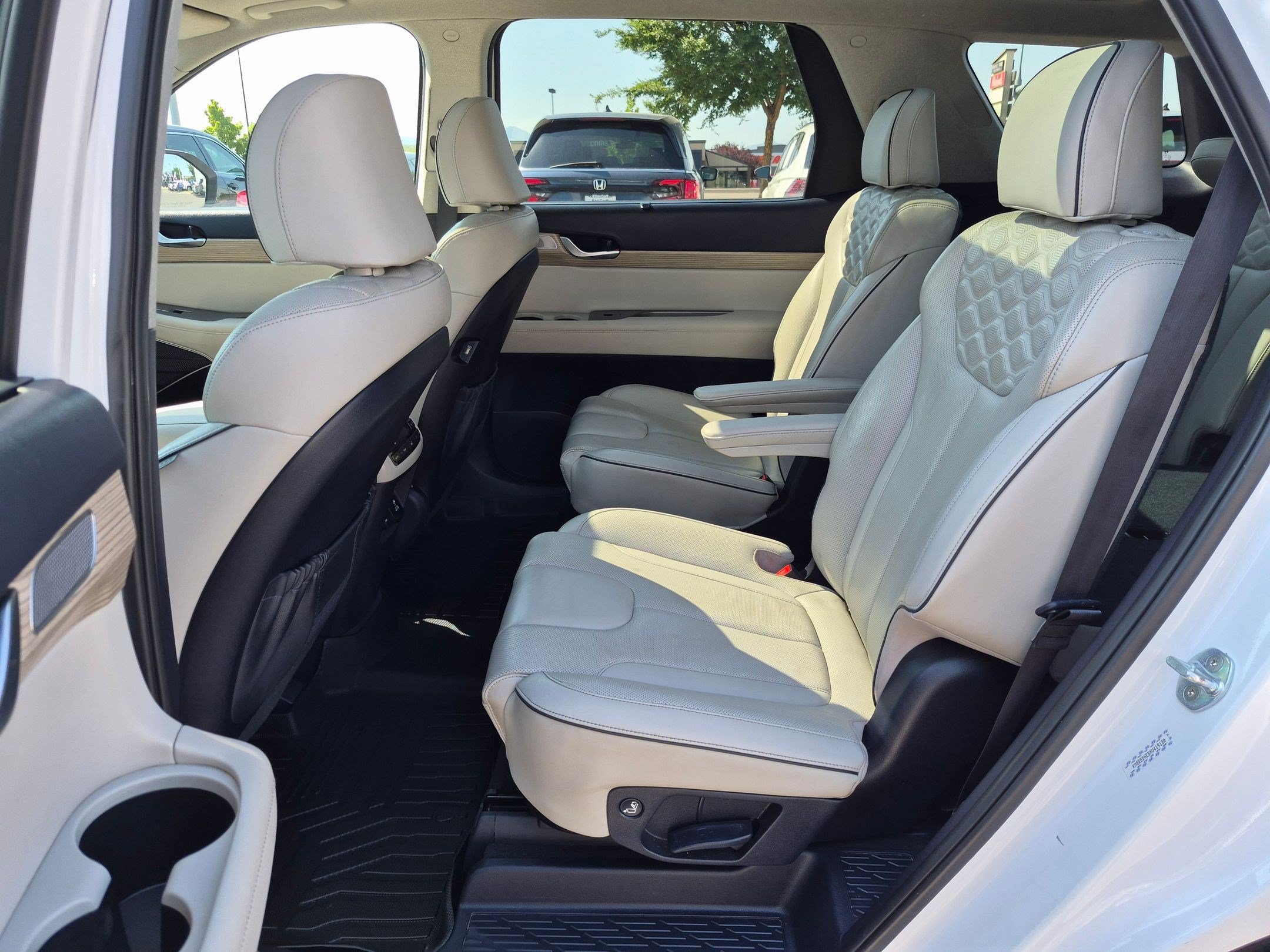 Used 2022 Hyundai Palisade Limited AWD/4WD image 30