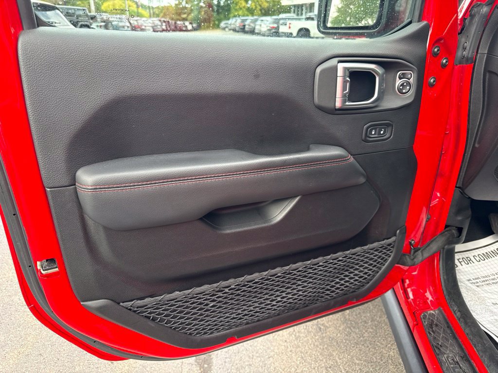 Used 2020 Jeep Gladiator Rubicon w/ Dual Top Group AWD/4WD image 19
