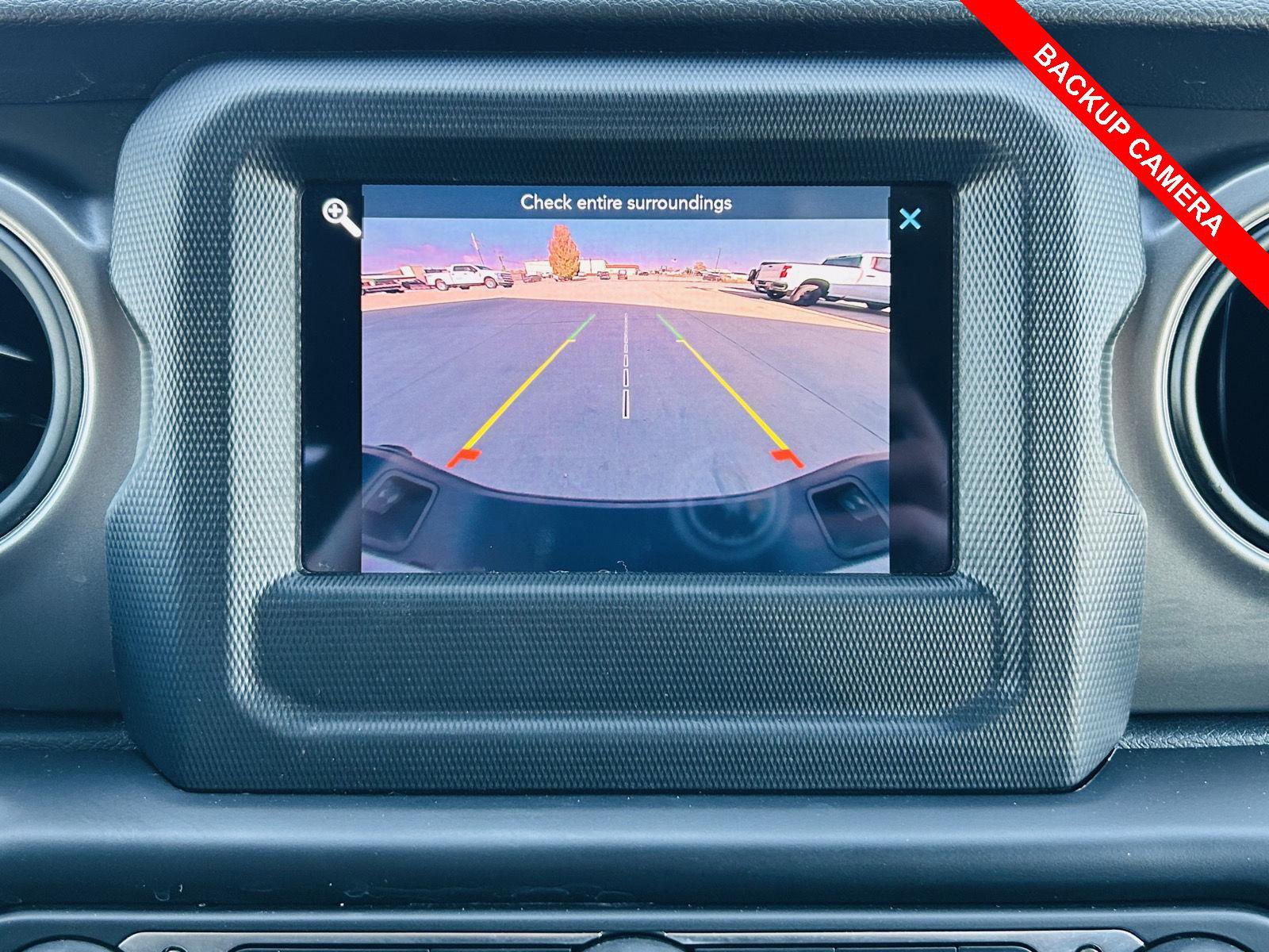 Used 2021 Jeep Gladiator Sport image 7