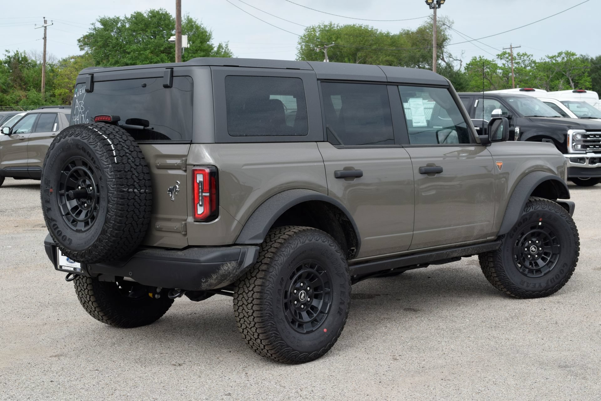 New 2026 Ford Bronco Badlands AWD/4WD image 6