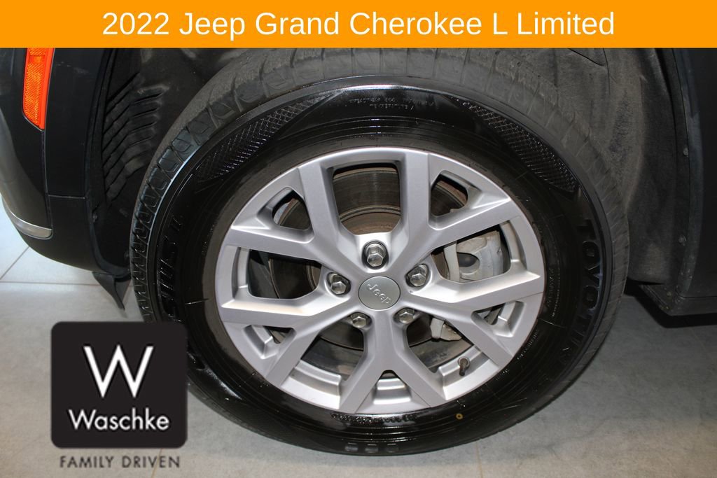 Used 2022 Jeep Grand Cherokee L Limited w/ Trailer Tow Group (B) image 12
