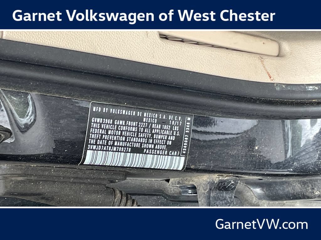 Used 2018 Volkswagen Beetle 2.0T SE FWD image 4