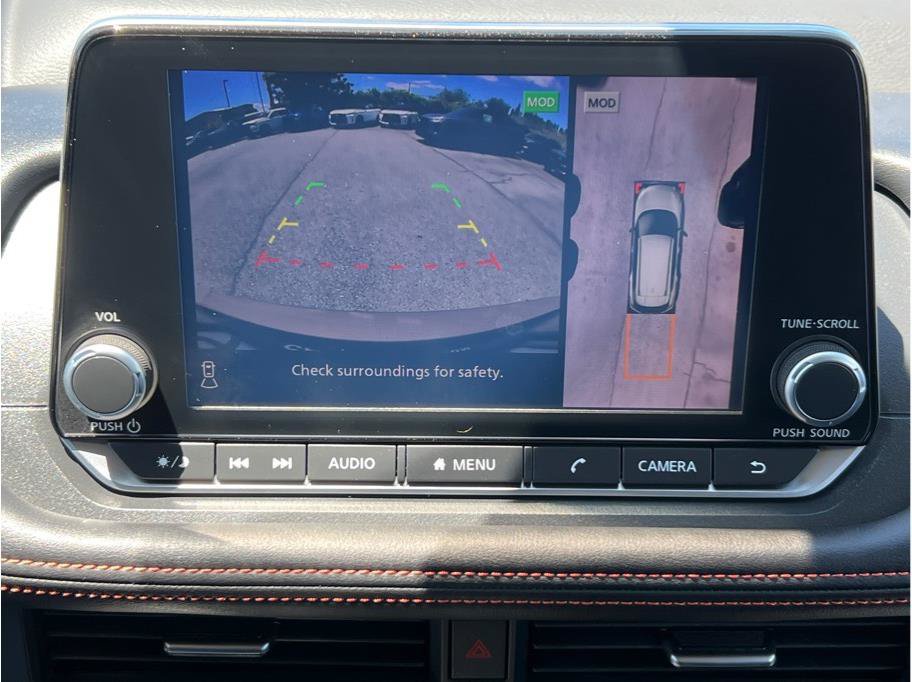 Used 2025 Nissan Rogue SV AWD/4WD image 15