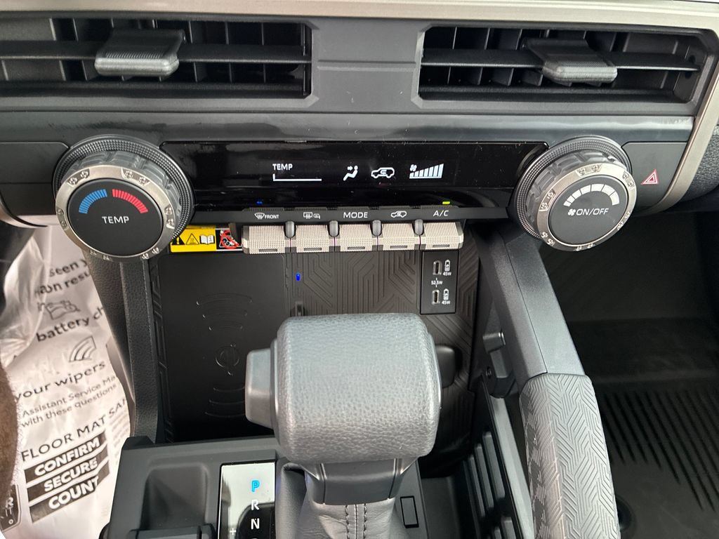 New 2026 Toyota 4Runner SR5 AWD/4WD image 27