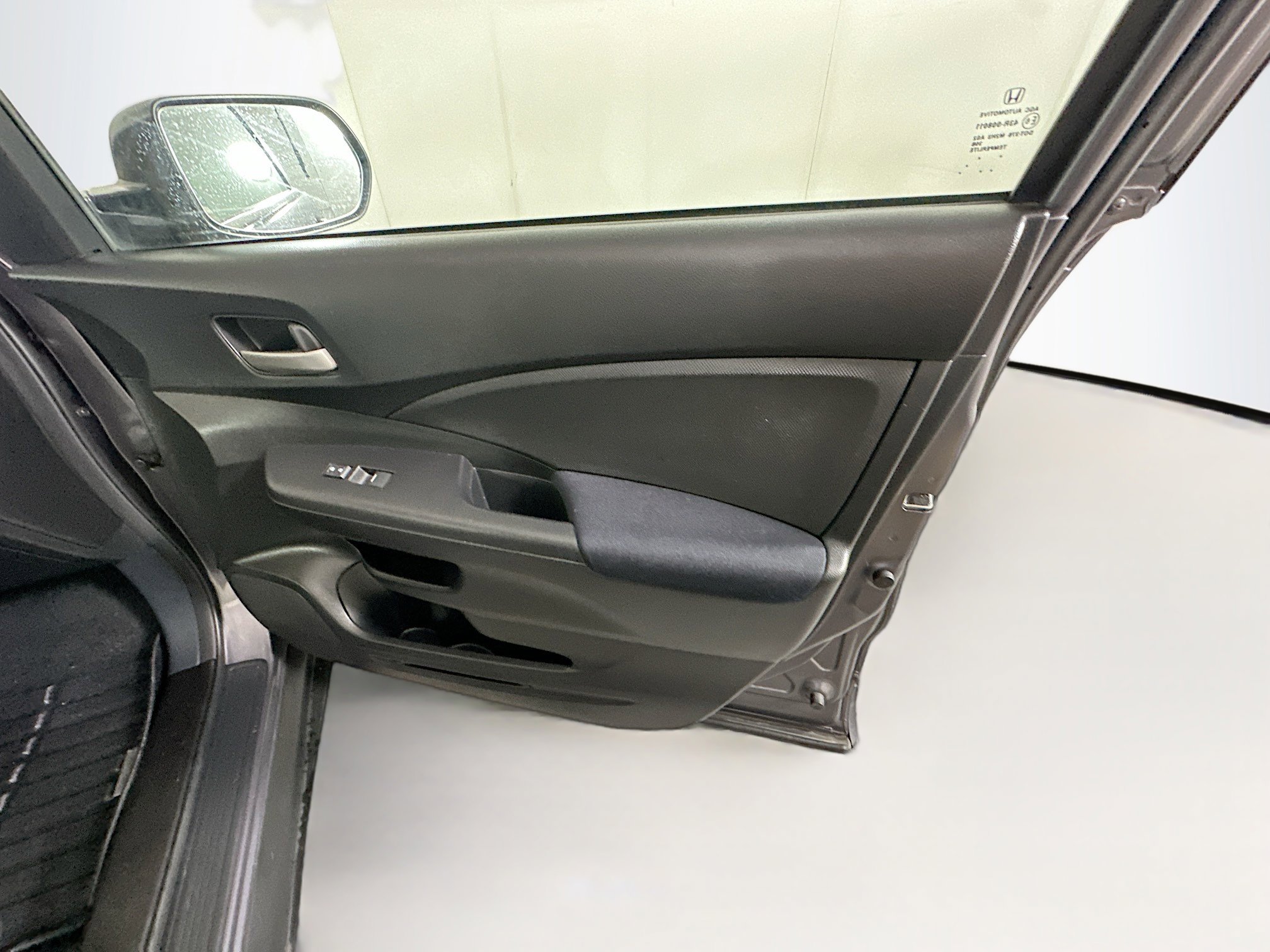 Used 2015 Honda CR-V LX image 30