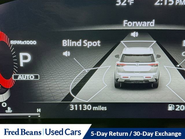 Used 2022 Nissan Pathfinder Platinum w/ Cargo Package image 14