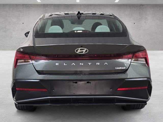 Used 2024 Hyundai Elantra Limited FWD image 15