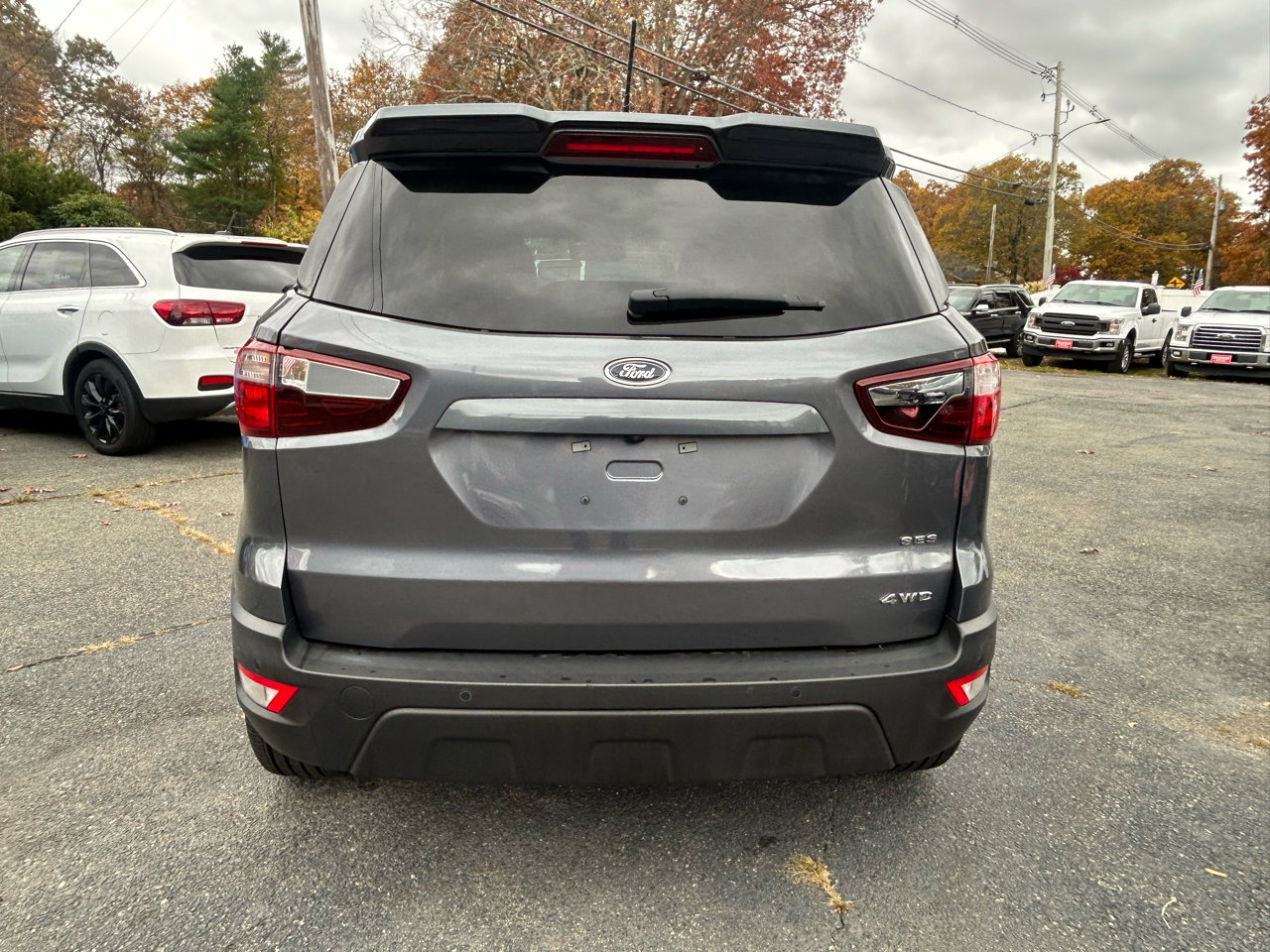 Used 2020 Ford EcoSport SES image 3